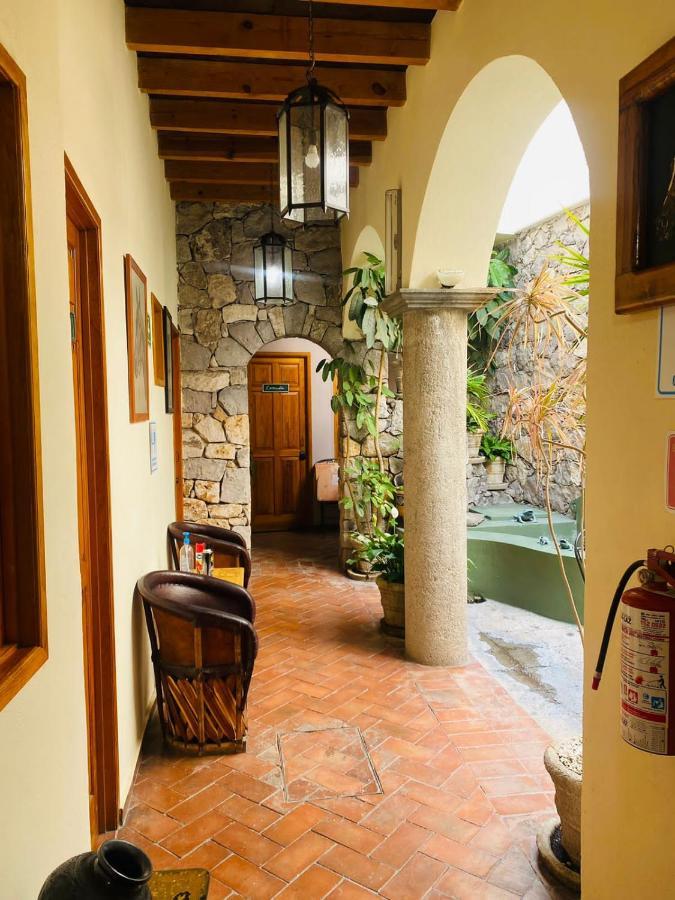 Hotel Antigua Casa De Piedra Сан Мигел де Аленде Екстериор снимка