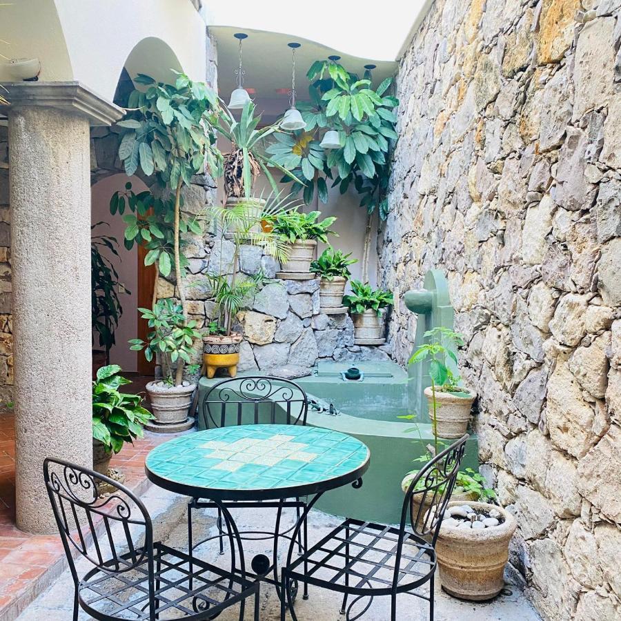 Hotel Antigua Casa De Piedra Сан Мигел де Аленде Екстериор снимка