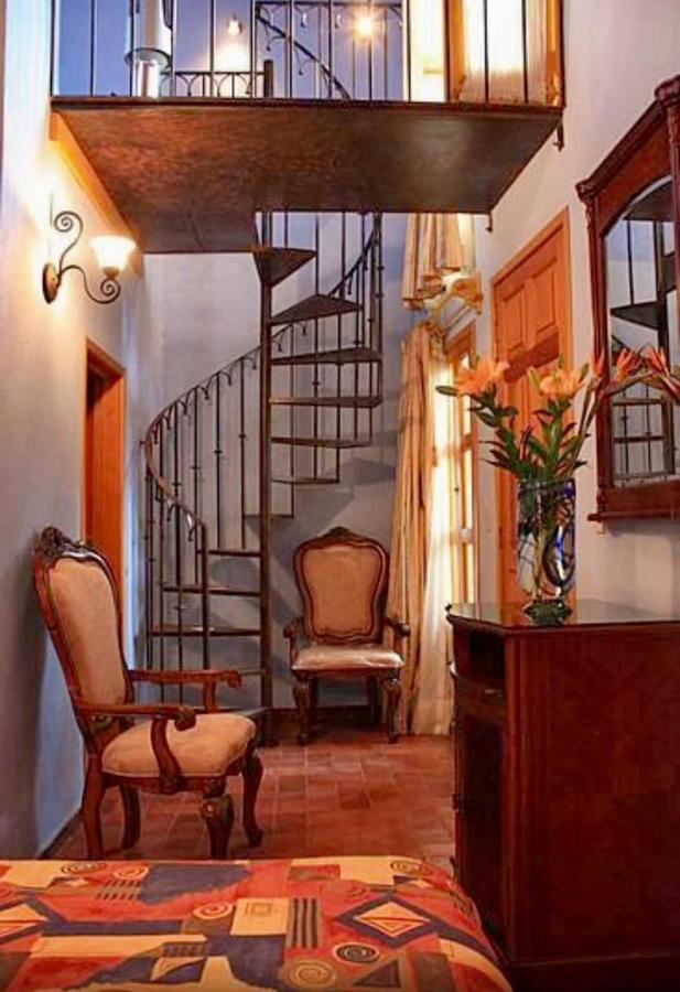 Hotel Antigua Casa De Piedra Сан Мигел де Аленде Екстериор снимка