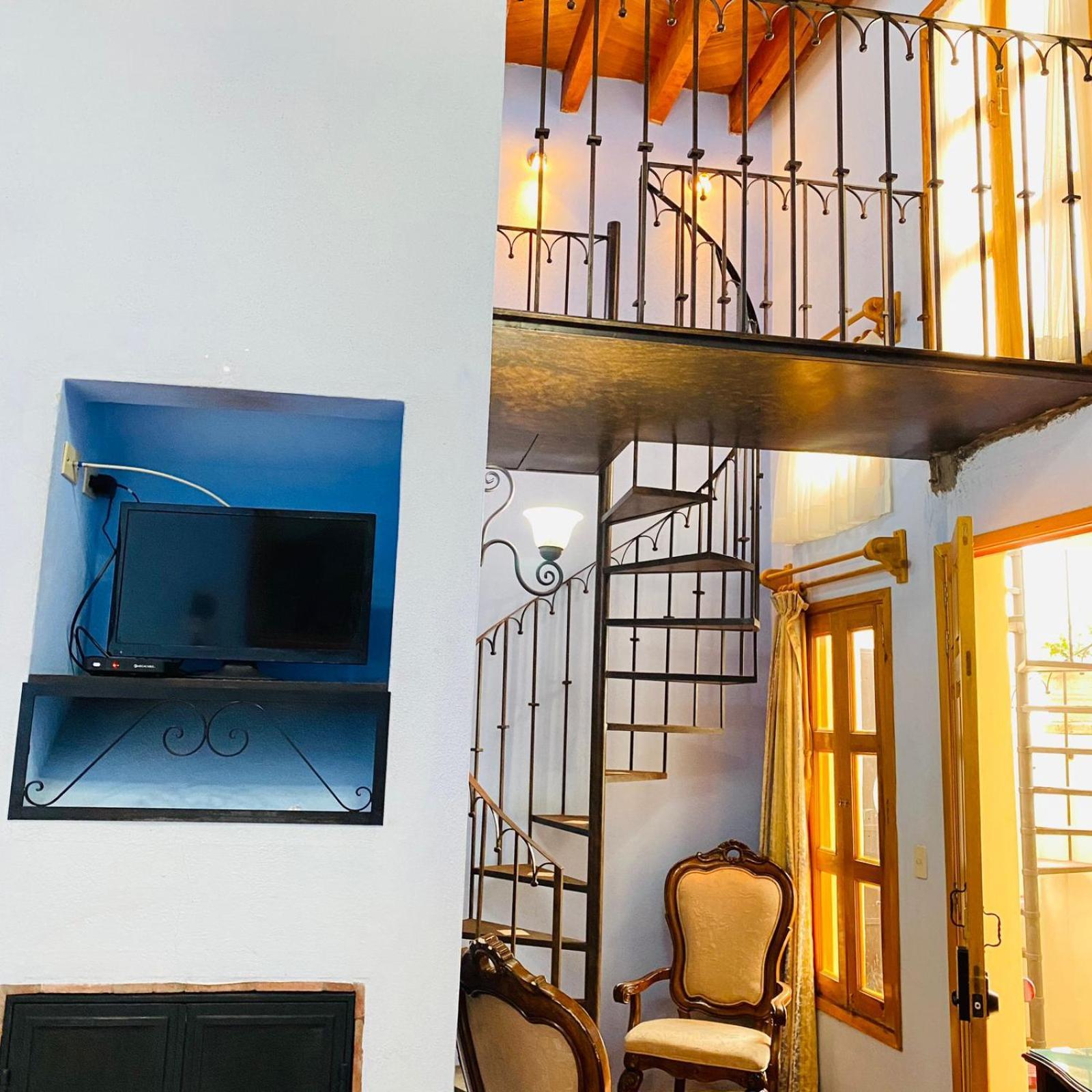 Hotel Antigua Casa De Piedra Сан Мигел де Аленде Екстериор снимка